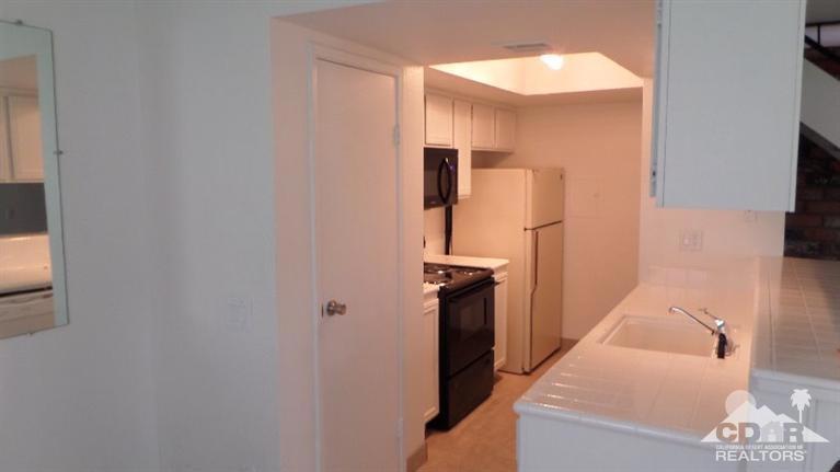 72616 Edgehill Drive 3 — photo