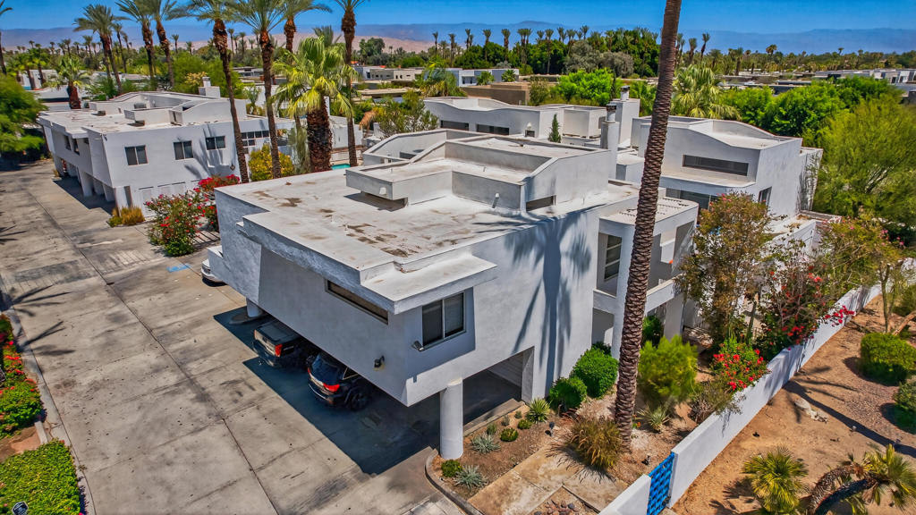 67590 Jones Road — photo