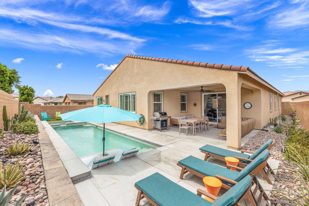 40258 Vivaldi Court — photo