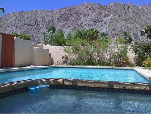 52310 Avenida Madero — photo