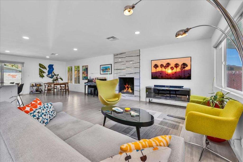 38053 Chris Drive — photo