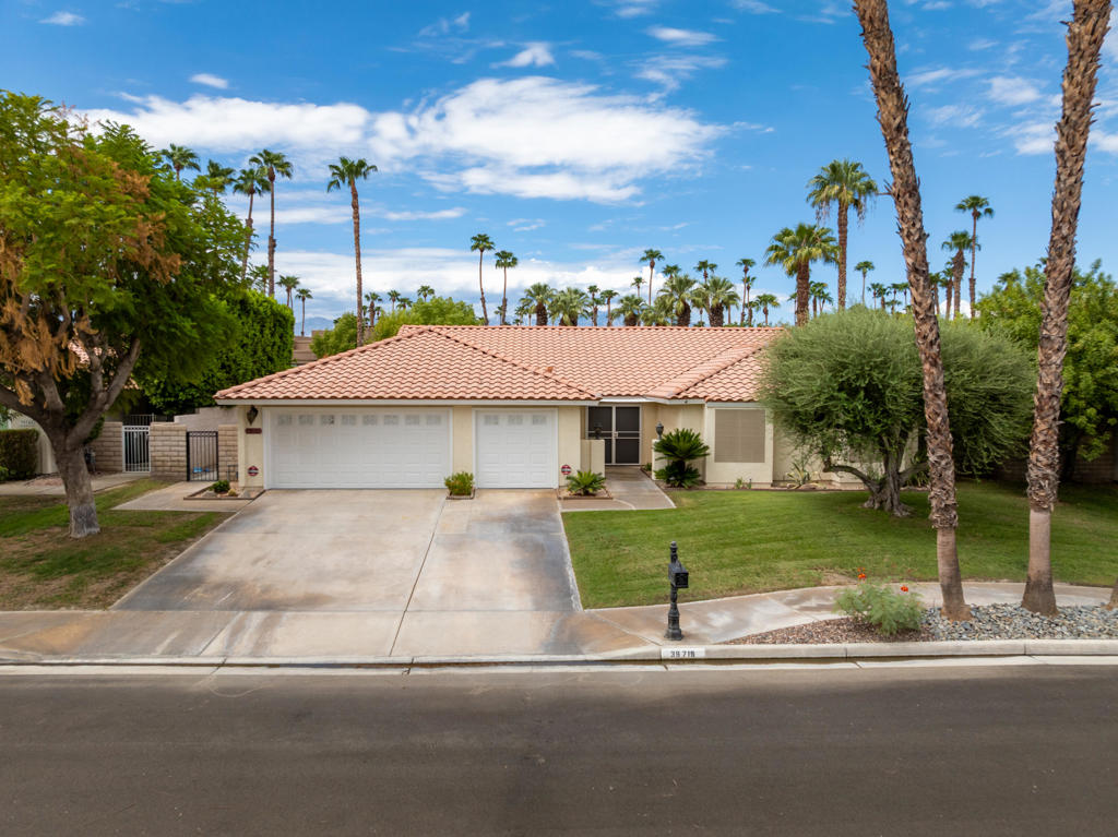 39715 Saint Michael Place — photo