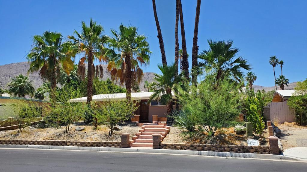 71567 Mirage Road — photo