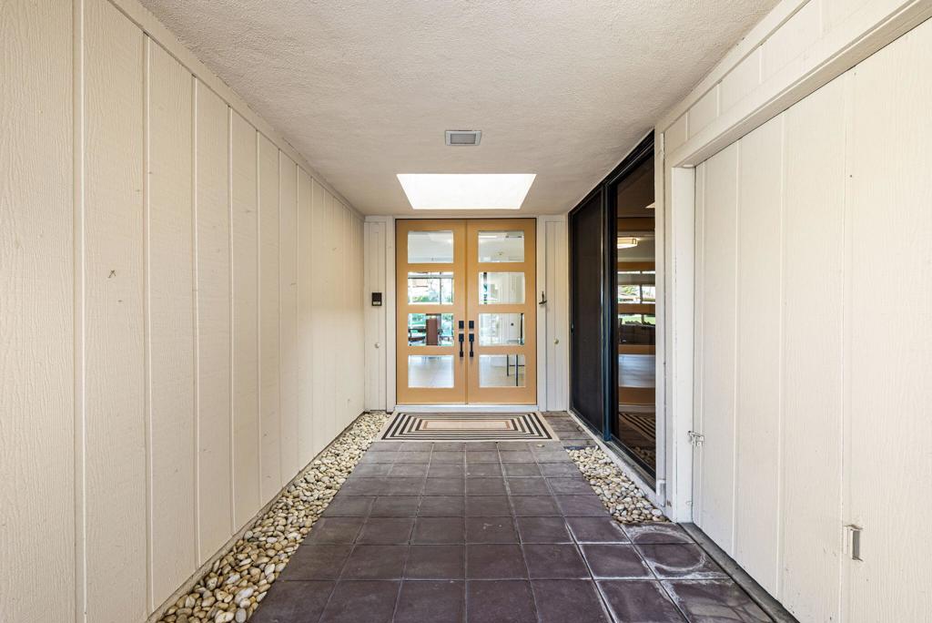 29 Stanford Drive — photo