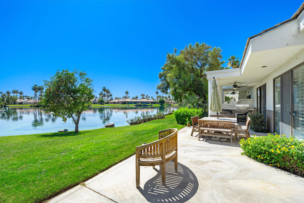 54940 Inverness Way — photo