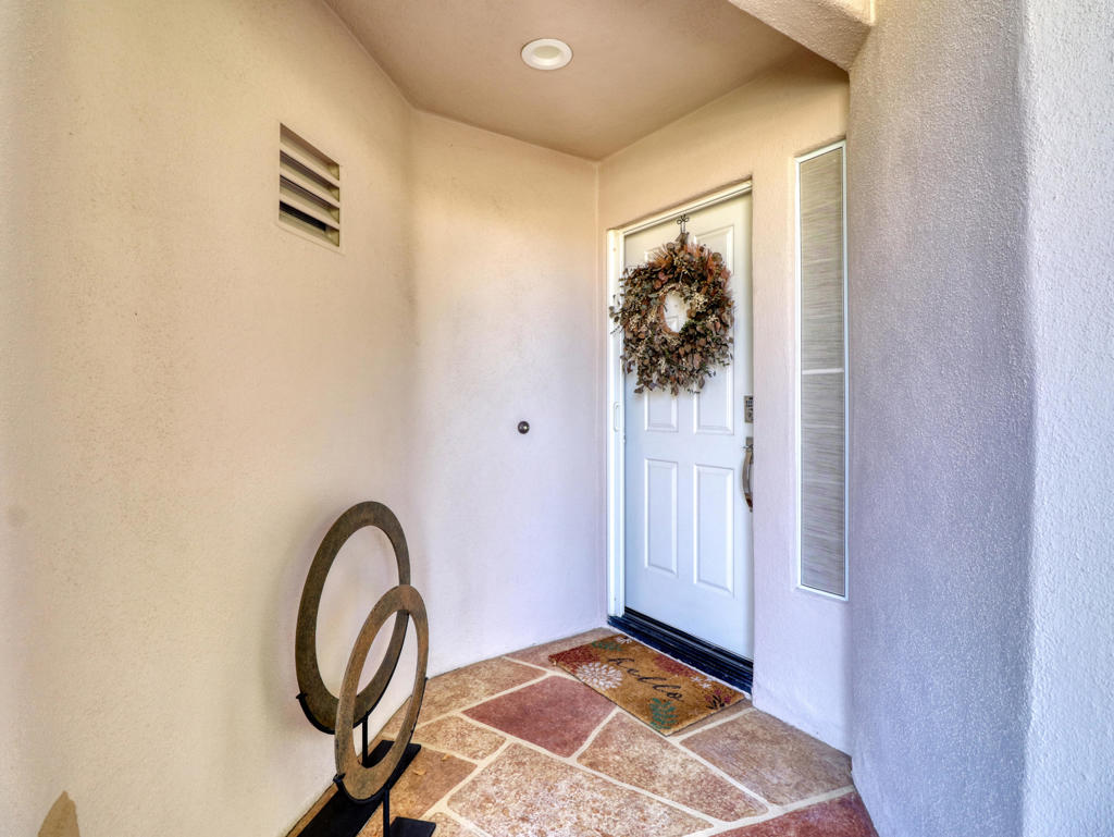 37669 Breeze Way — photo