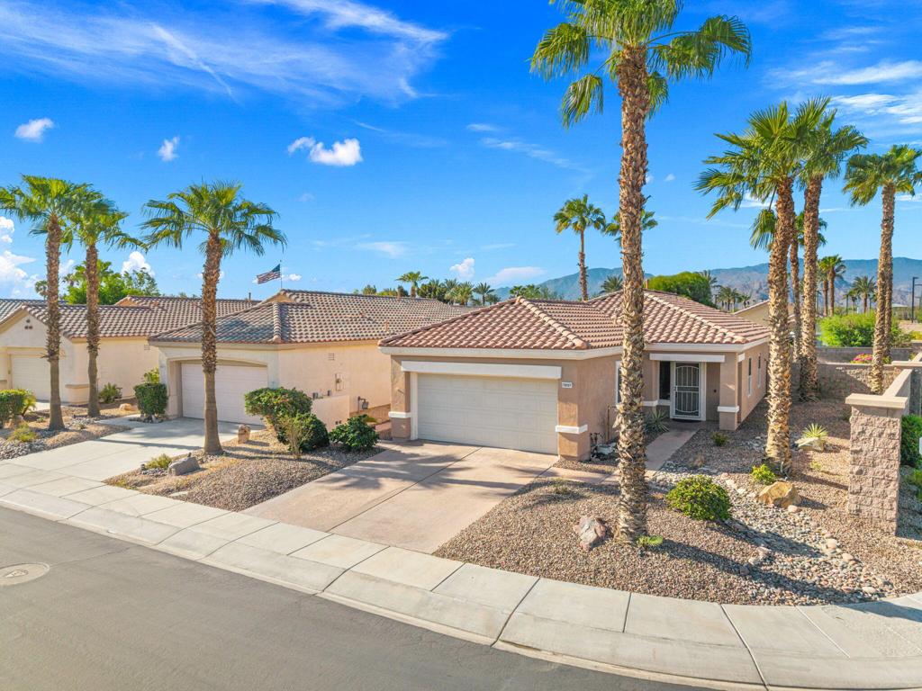 78507 Glastonbury Way — photo