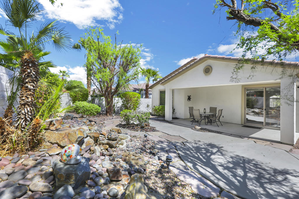 40881 Calle Santa Cruz — photo