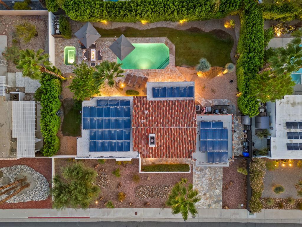1055 E Louise Drive — photo