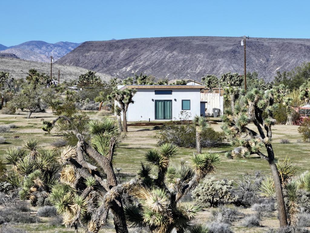 4039 Greasewood Lane — photo