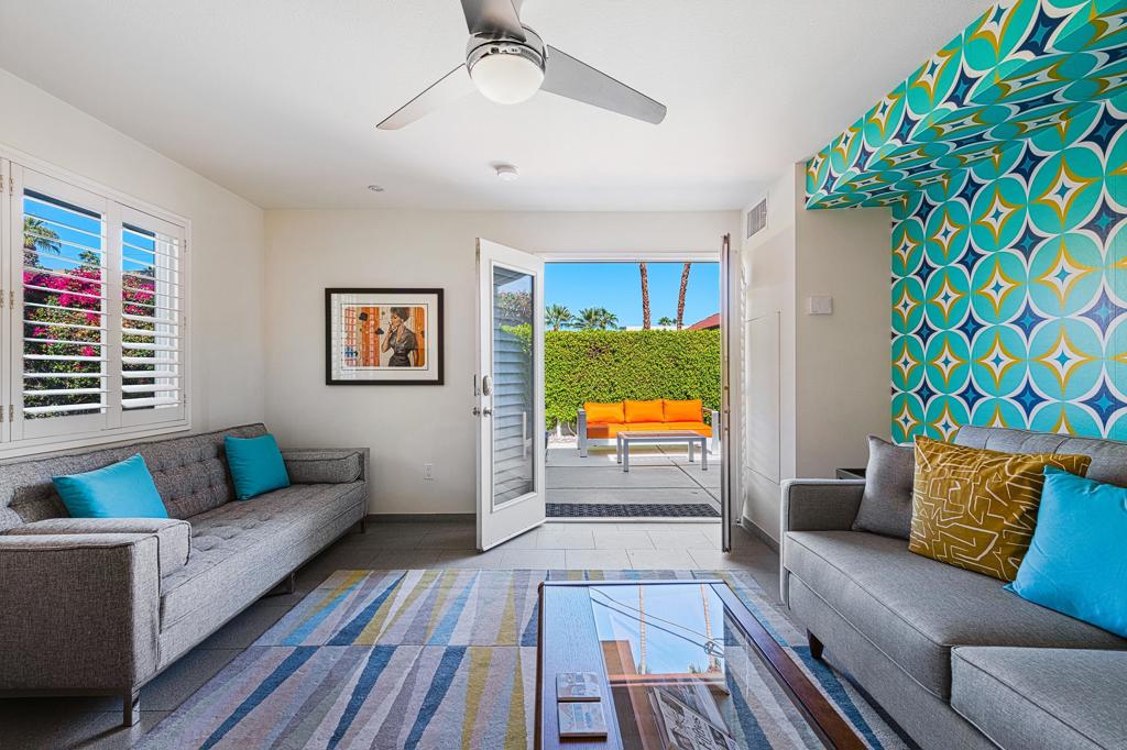 155 W Hermosa Place 5 — photo