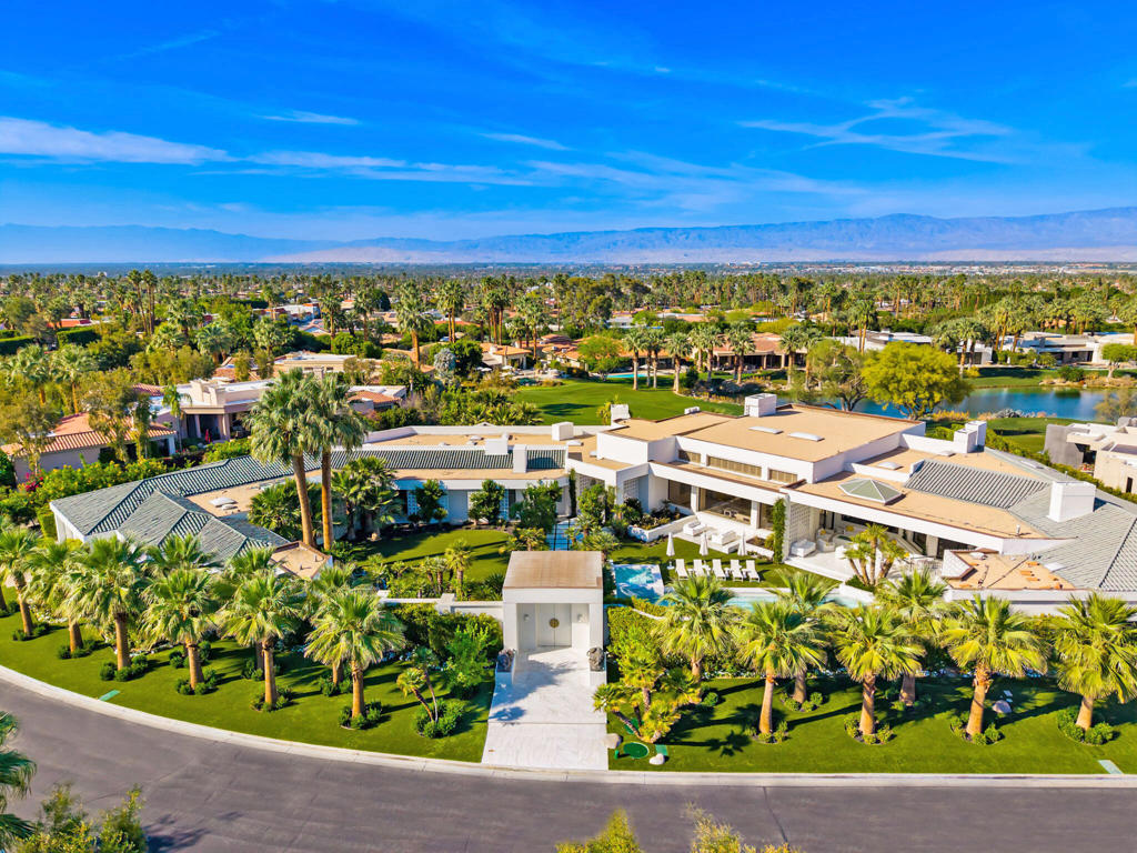 74300 Quail Lakes Drive — photo