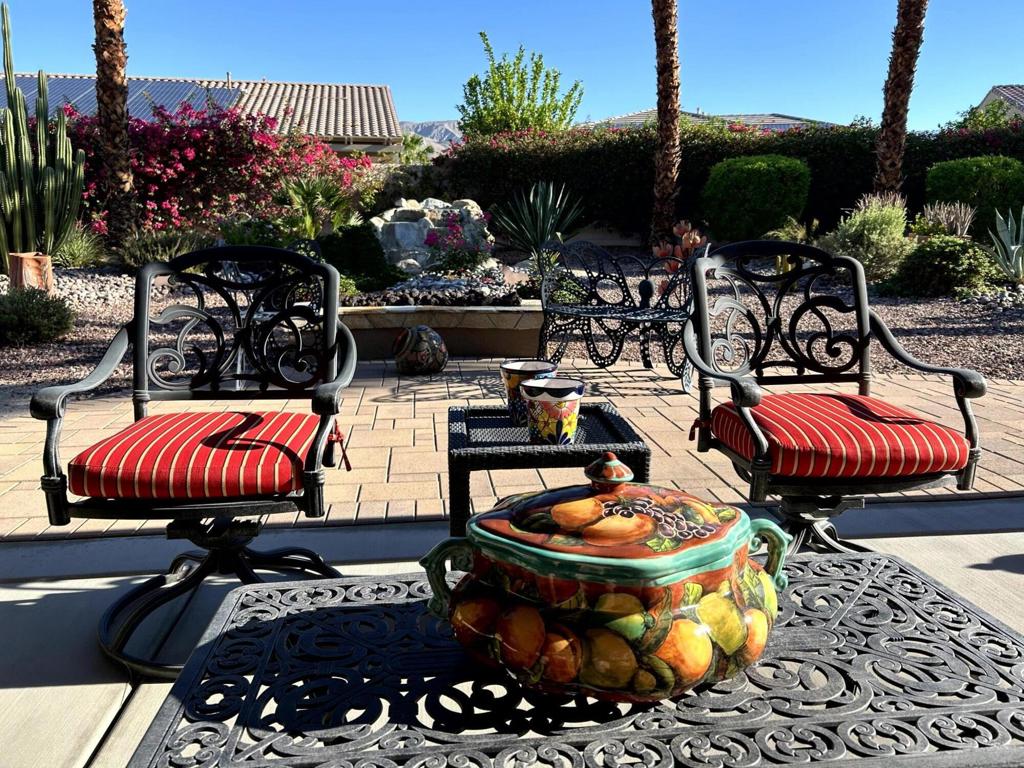 81150 Calle Orfila — photo