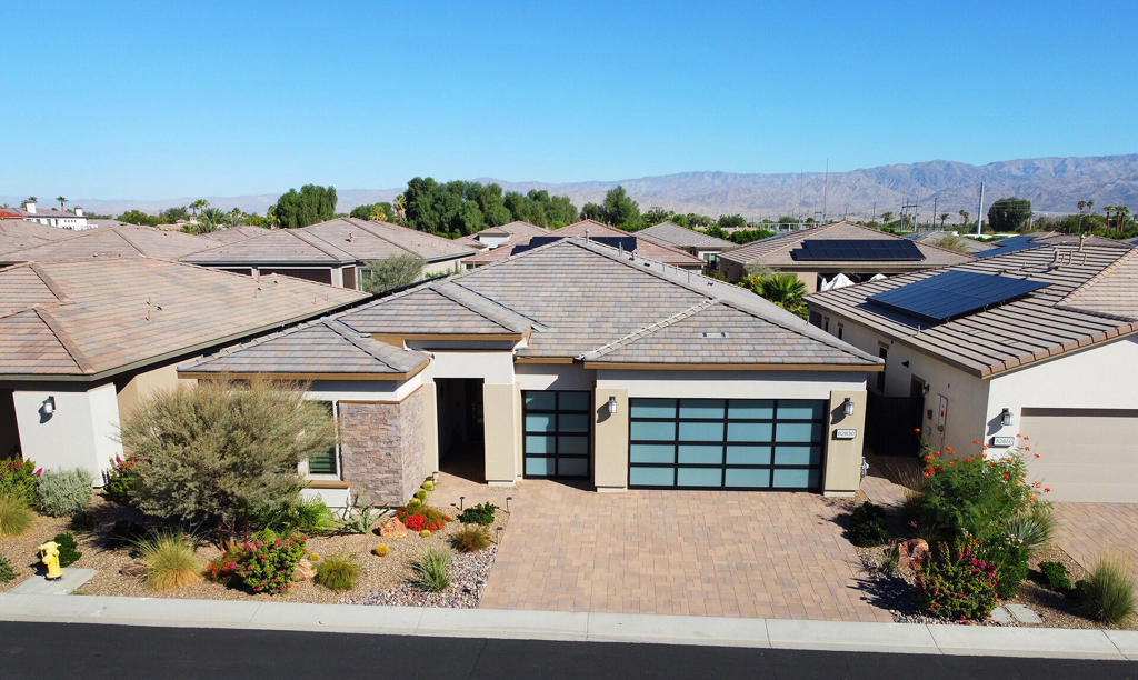 82830 Logan Creek Drive — photo
