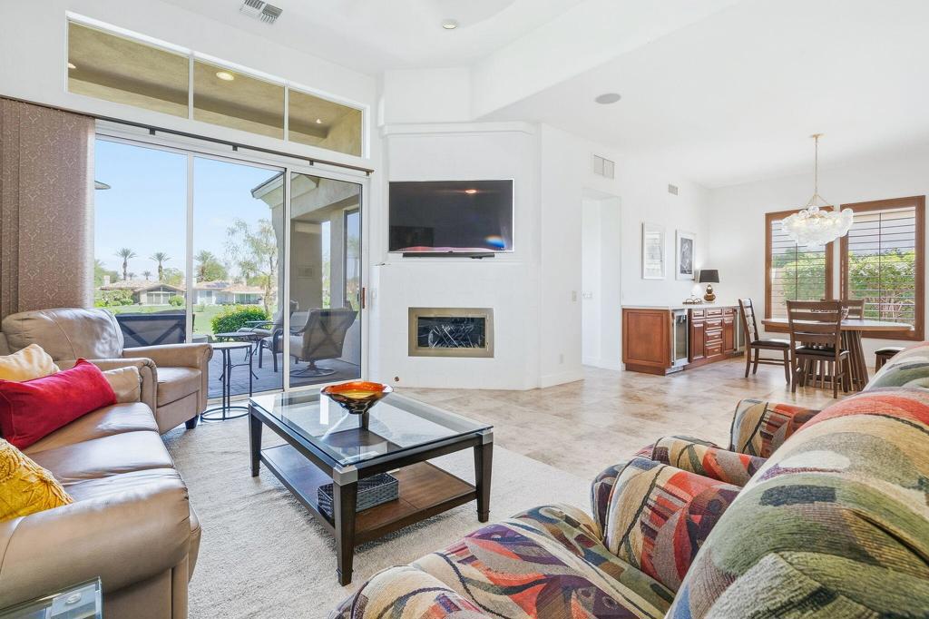 416 Desert Holly Drive — photo