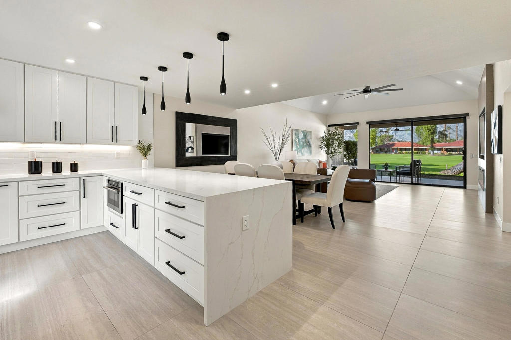 32 La Ronda Drive, Rancho Mirage, CA 92270 — photo 2