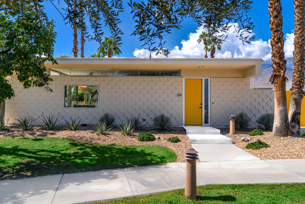 139 Desert Lakes Drive — photo