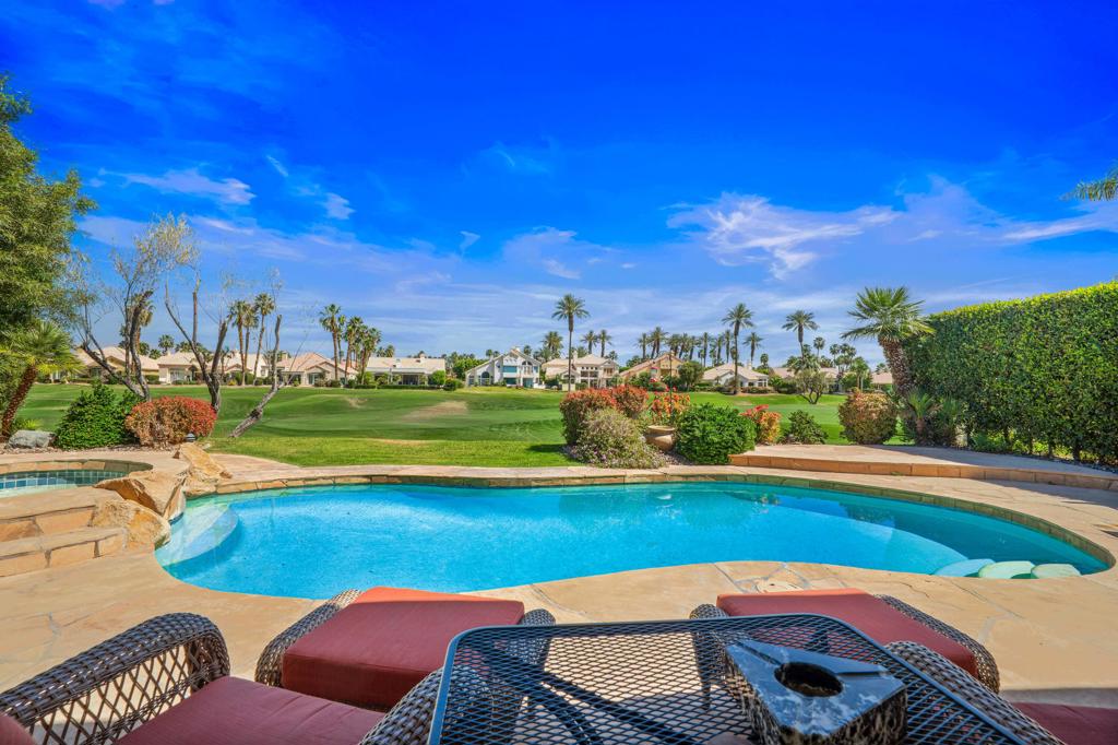 50300 Spyglass Hill Drive — photo