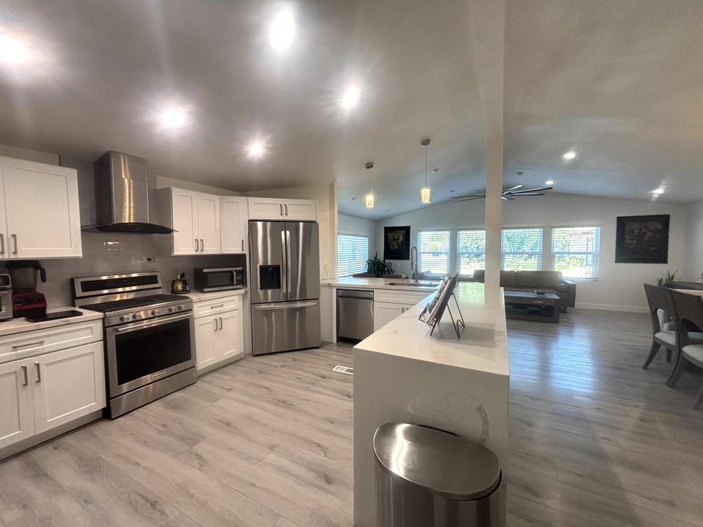 47812 Coronado Drive — photo