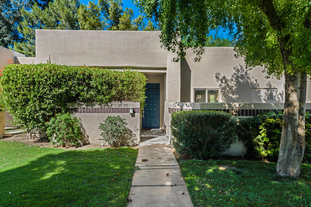 28715 Isleta Court — photo