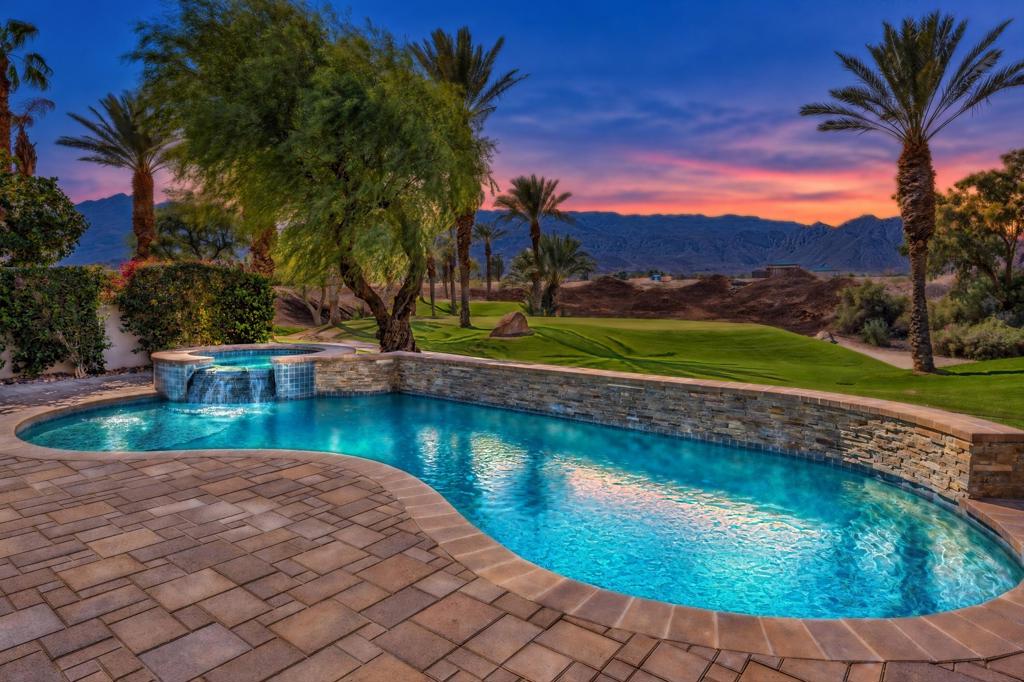57927 Interlachen — photo