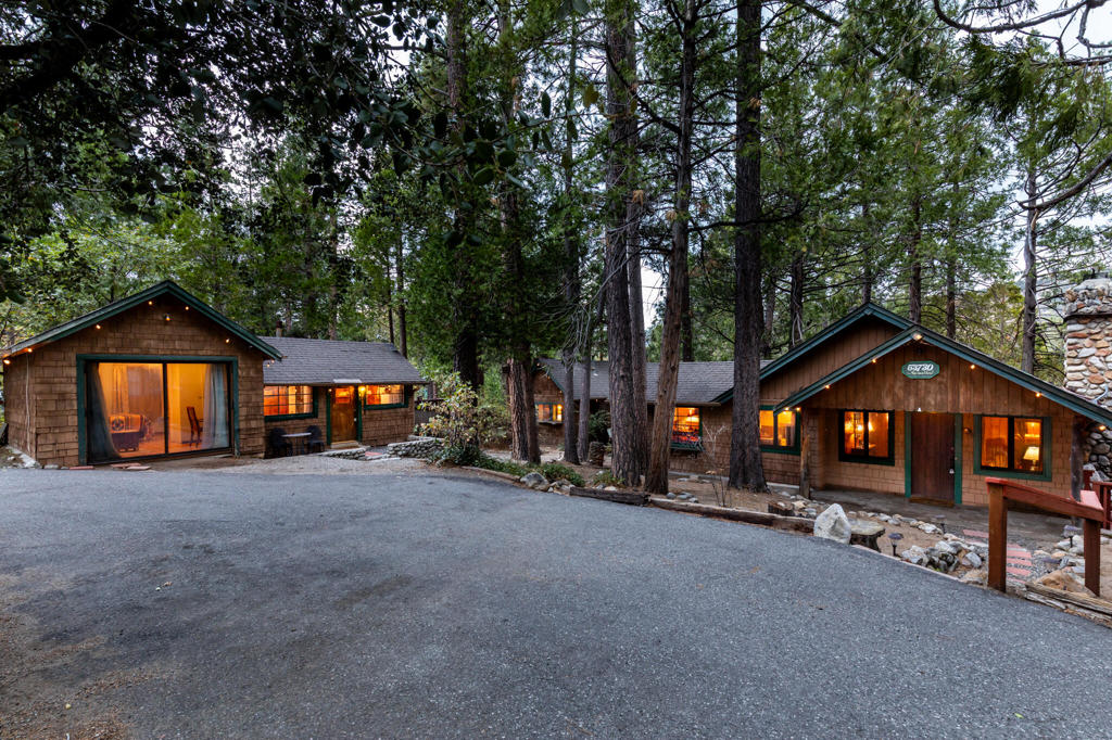 53730 Marian View Drive — photo