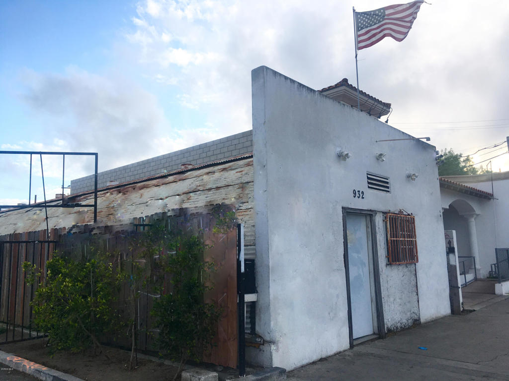 932 W Wooley Road — photo