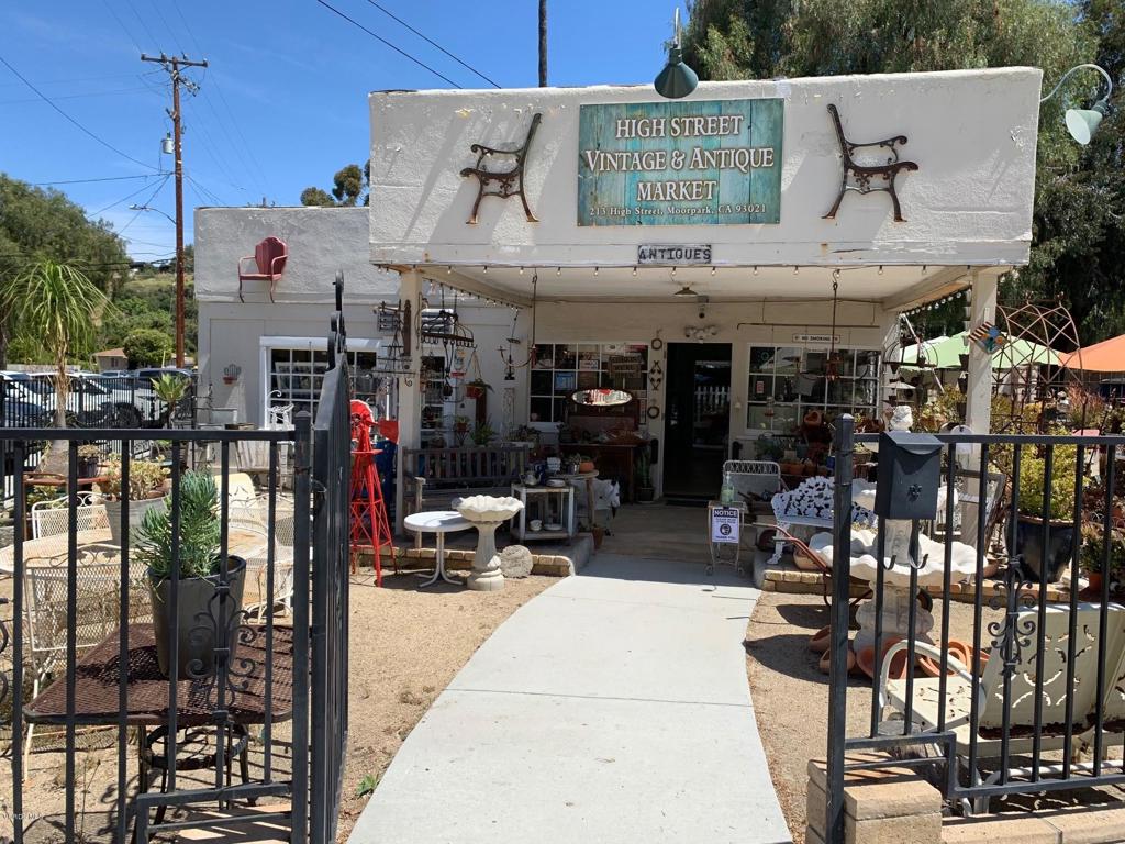 213 E High Street — photo