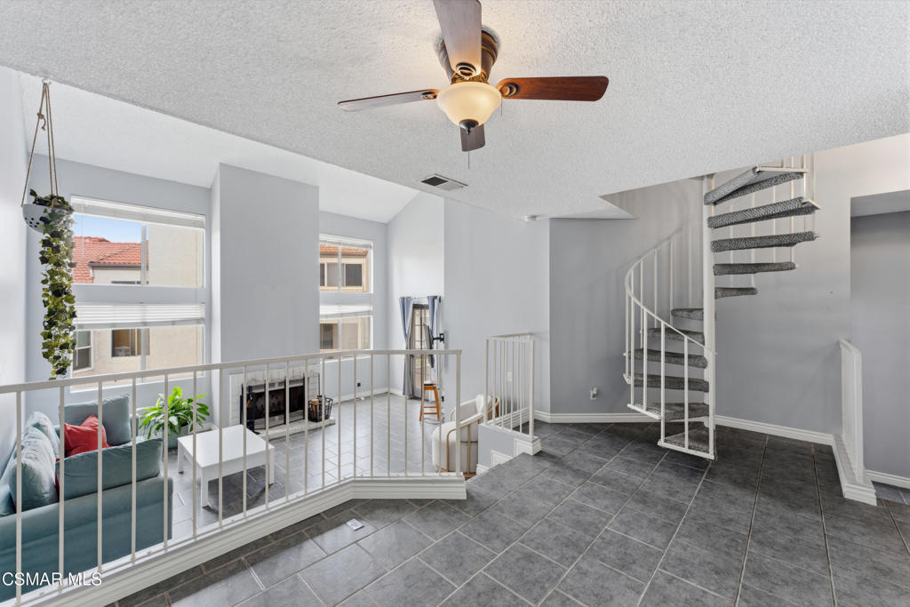 3378 Darby Street 438 — photo