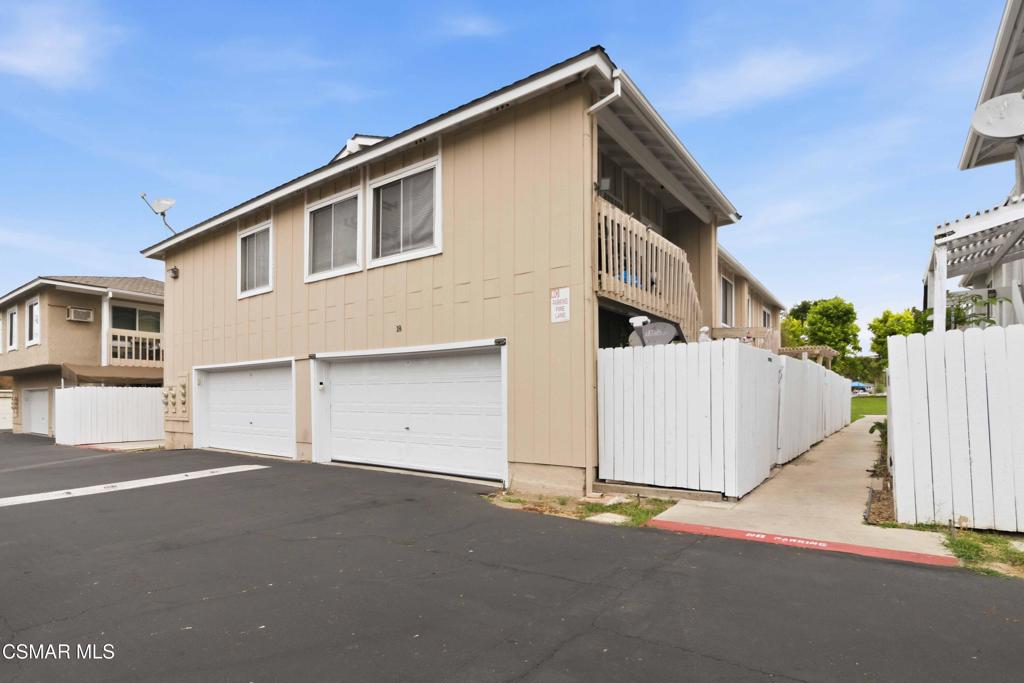 3444 Lockwood Court 18 — photo