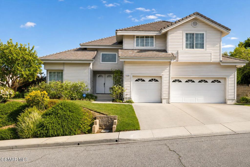 11823 Maple Crest Street — photo