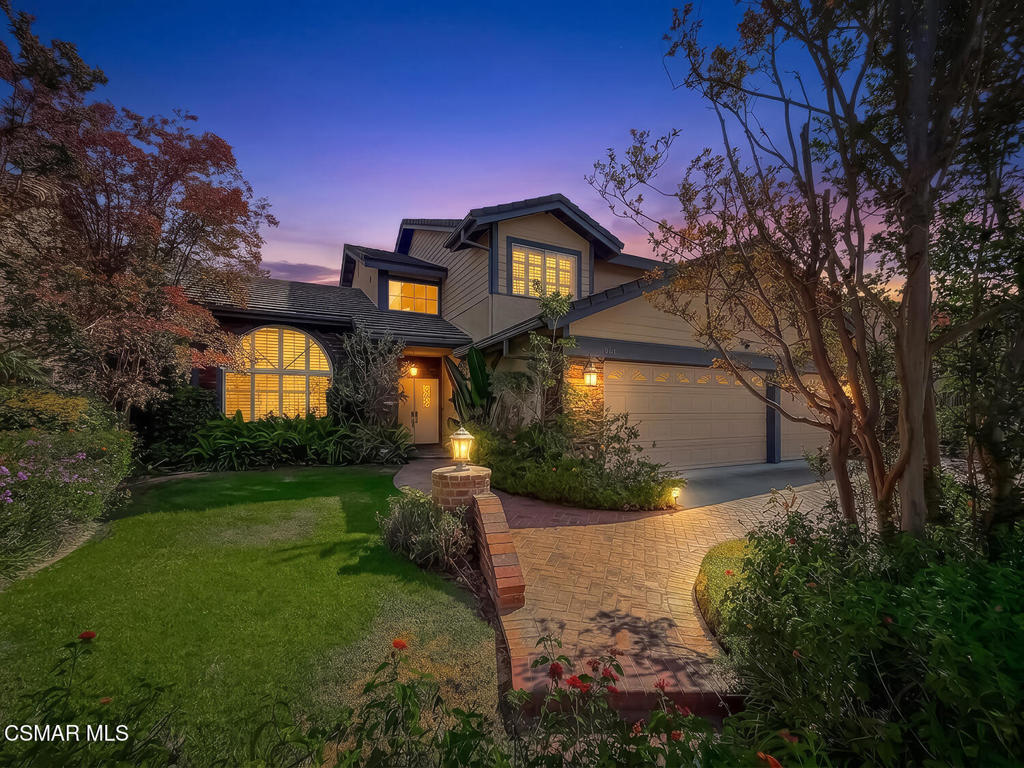 667 Azure Hills Drive — photo