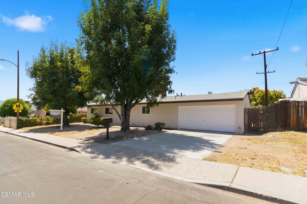 2233 Caldwell Avenue — photo