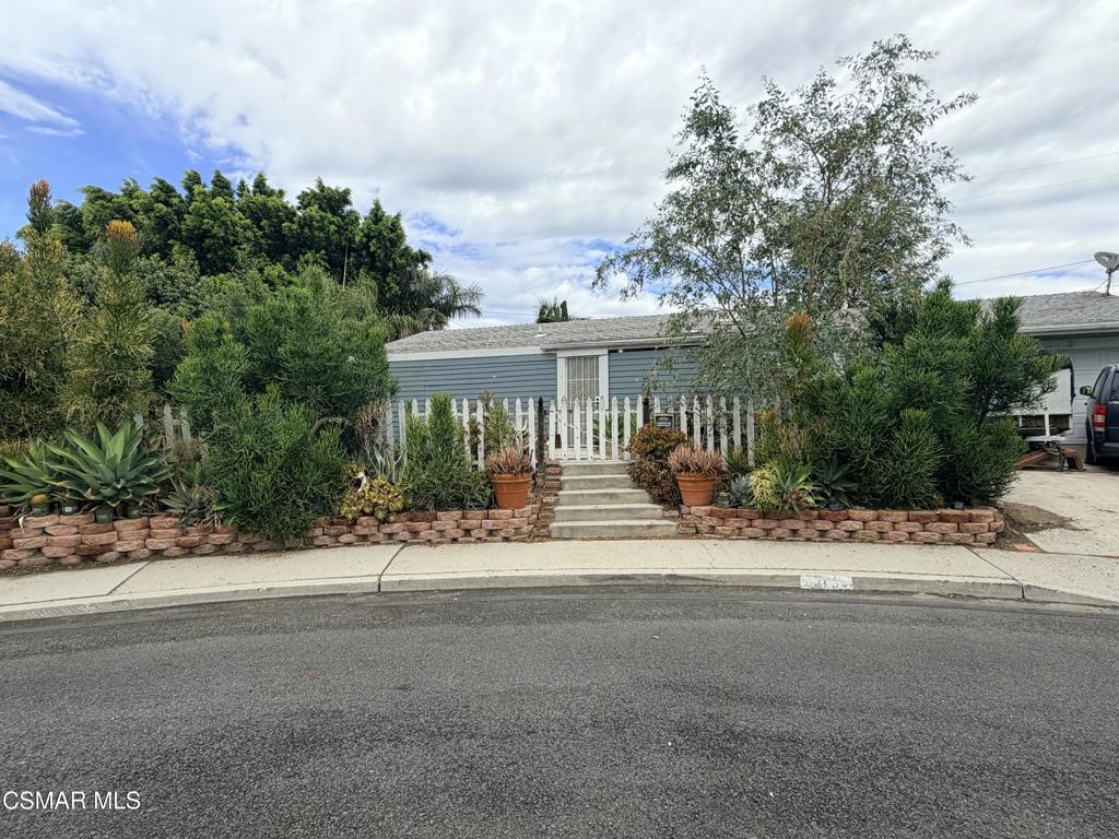 1721 Draper Court — photo