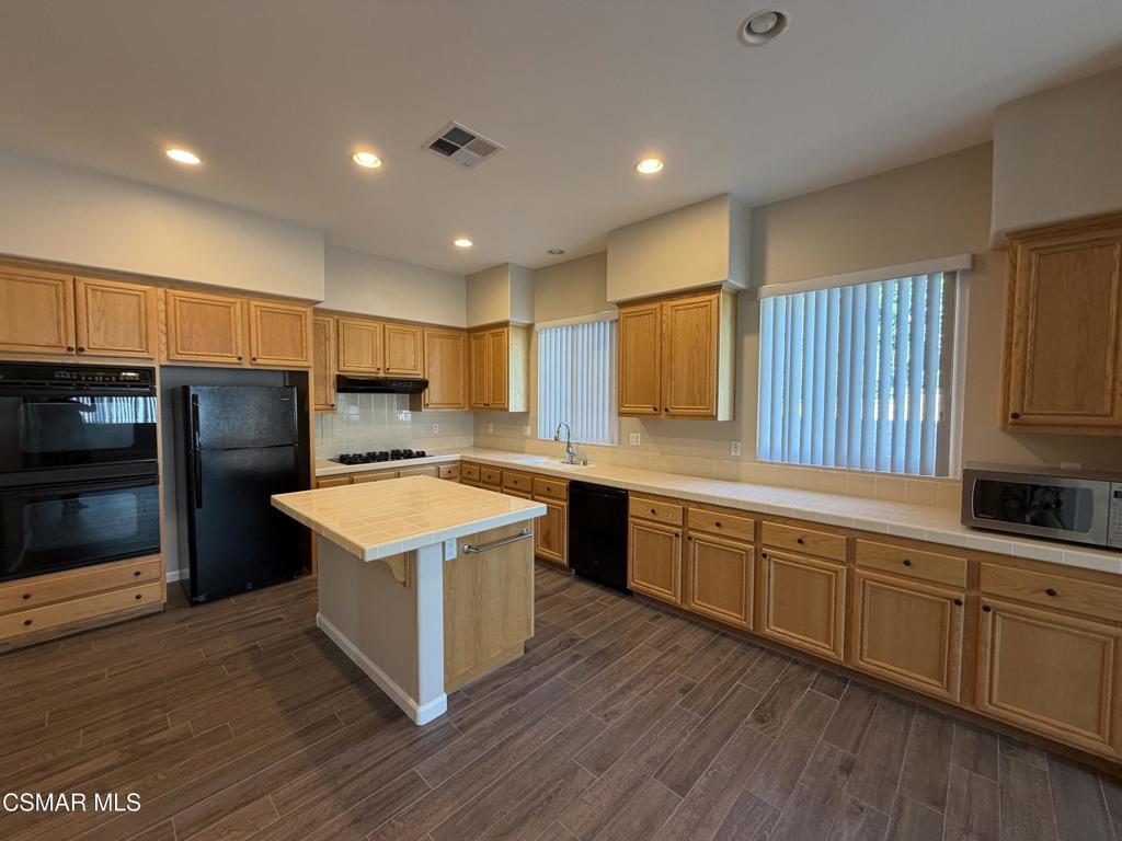 4944 Monument Street, Simi Valley, CA 93063 — photo 2