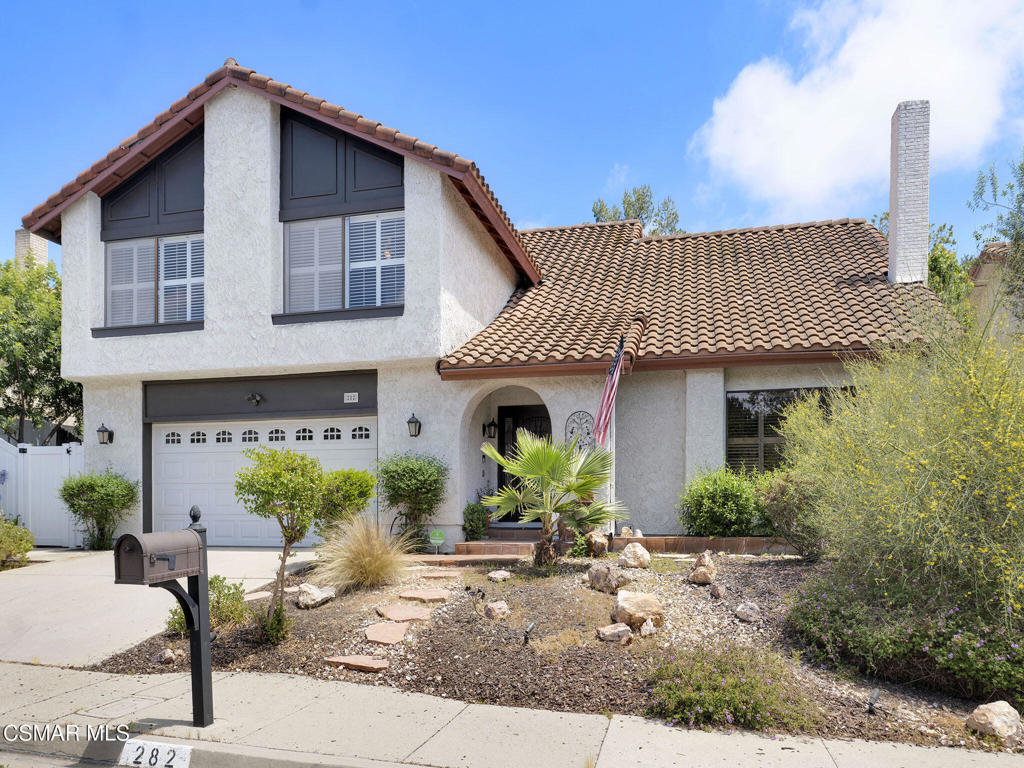 282 Hunters Point Drive — photo