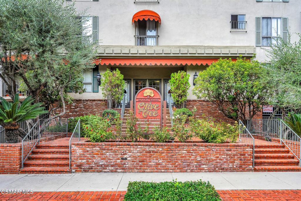 339 S Catalina Avenue Unit 212 — photo