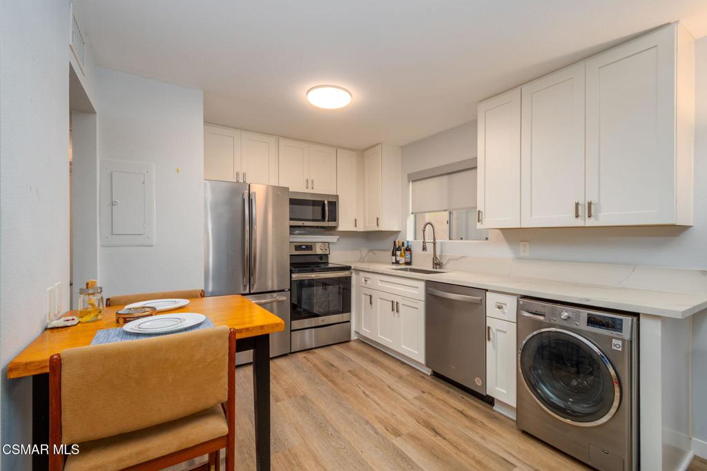 351 Chestnut Hill Court Unit 16 — photo