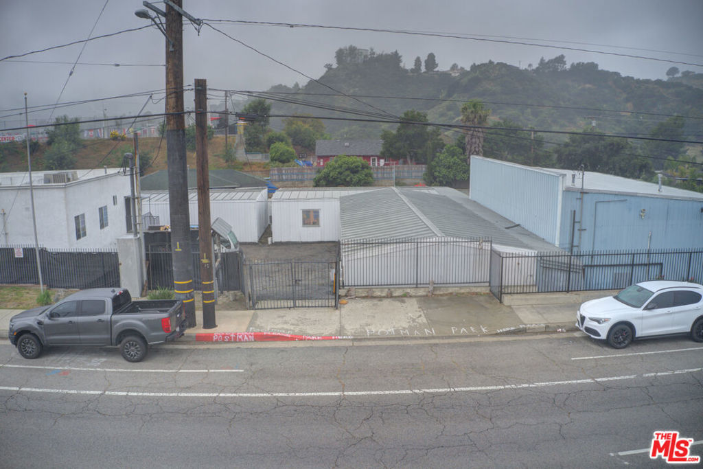 6470 Foothill Boulevard, Tujunga, CA 91042 — photo 2