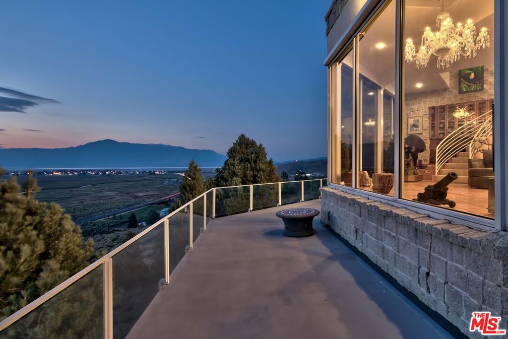 350 Aspen Lane — photo