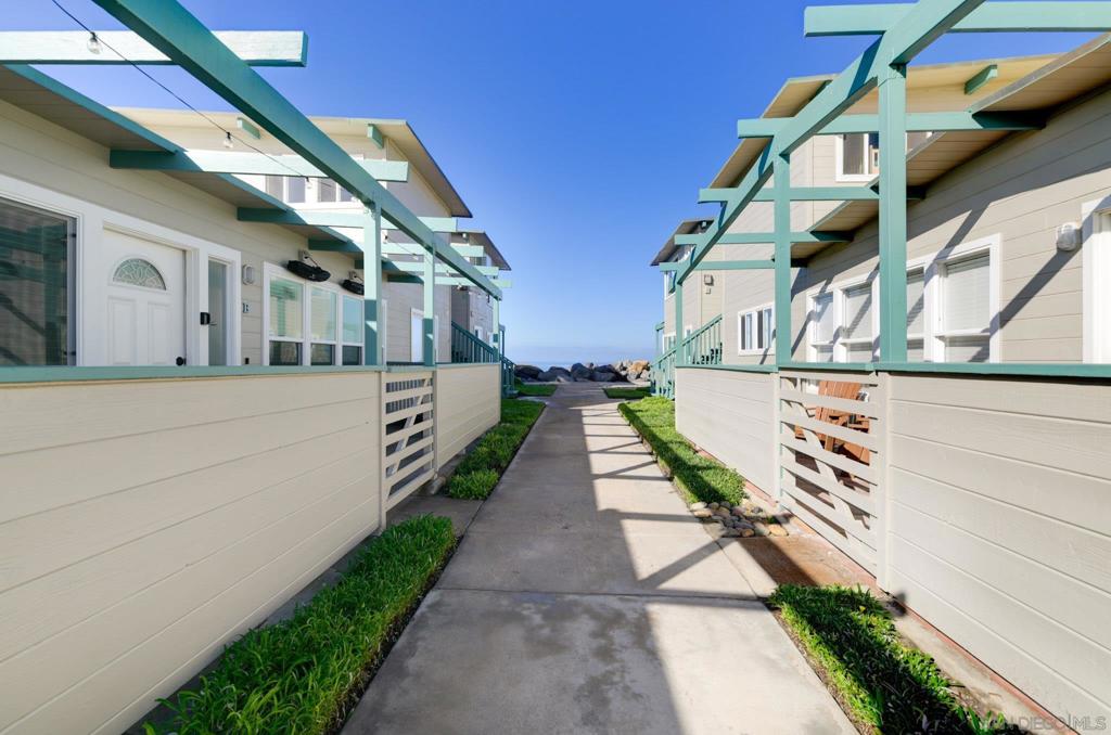 1680 B Seacoast Drive Unit B B — photo