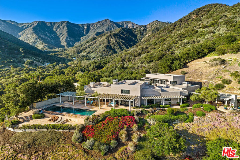 892 Toro Canyon Road — photo
