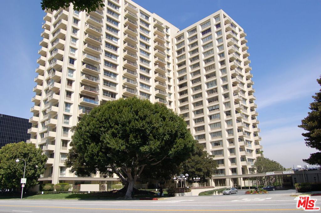 2160 Century Park 1503 — photo