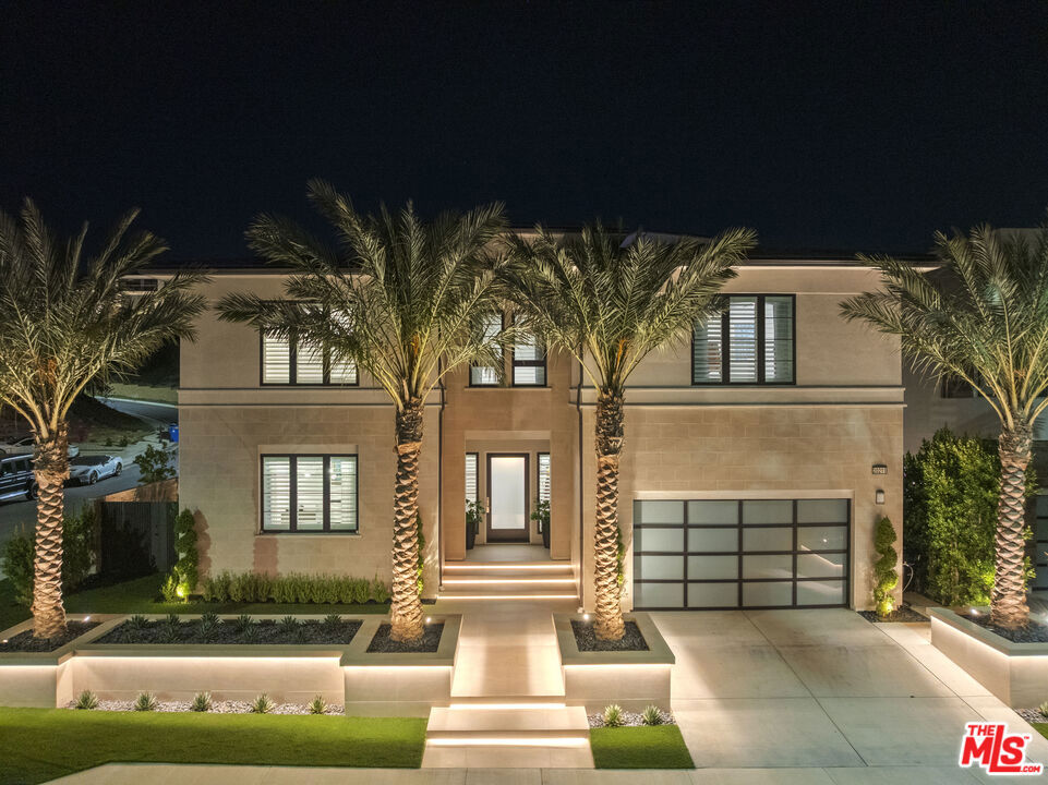 20211 W Liverpool Way — photo