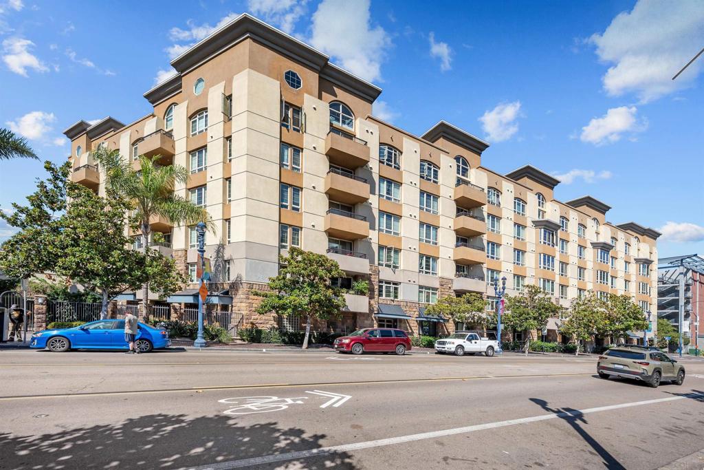 1480 Broadway Unit 2107 — photo