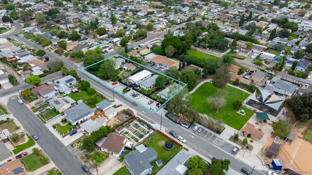 6935 Hoffman Ave — photo