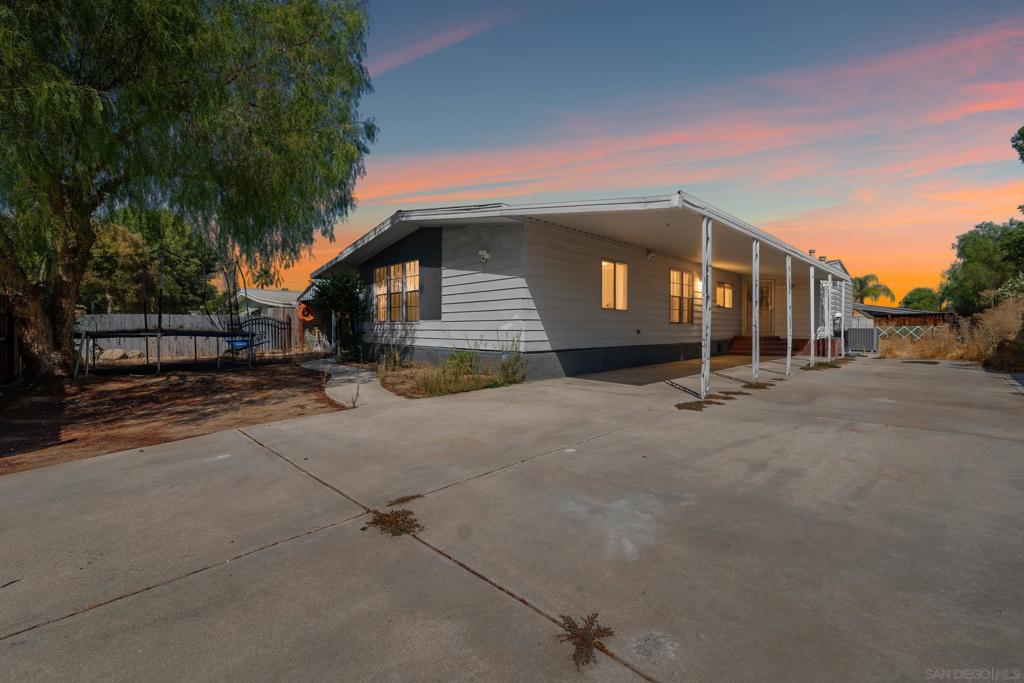 26091 San Quintin Rd — photo