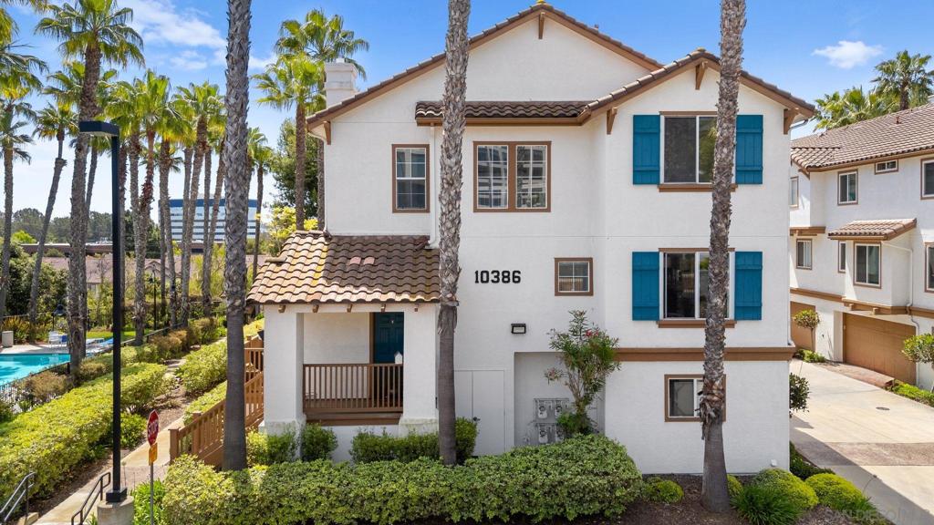 10386 Wateridge Circle 349 — photo