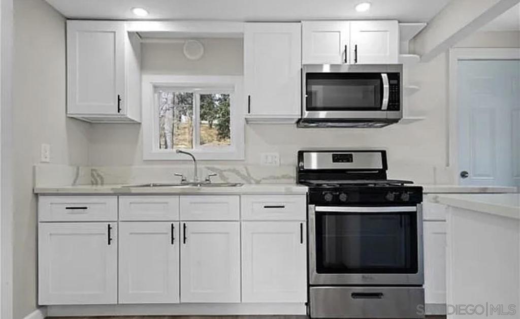 201 Hillside Spur — photo