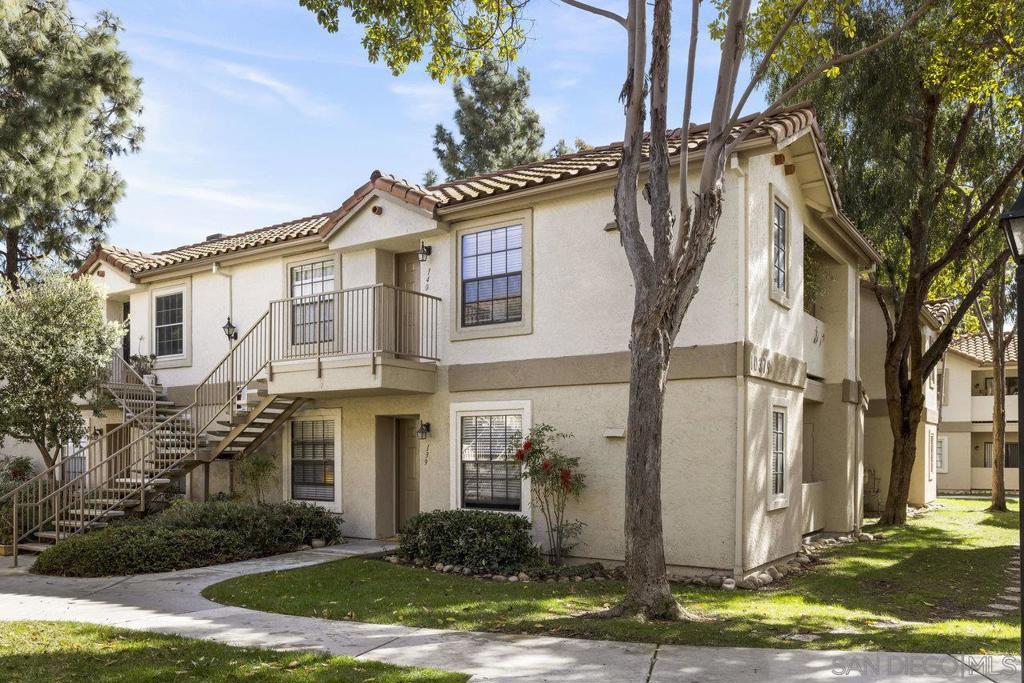 10379 Azuaga St 139 — photo